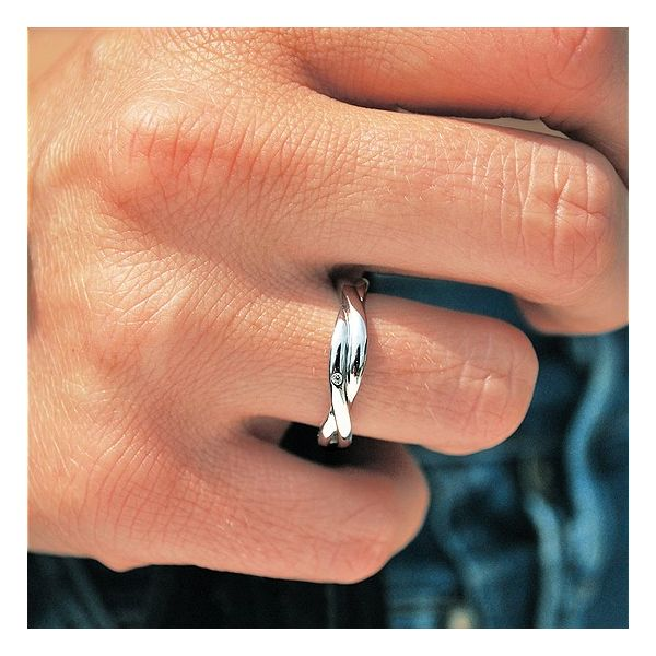 Diva Diamonds® Twisted Ring In Sterling Silver With .01 Ct. Diamond Image 3 Conti Jewelers Endwell, NY
