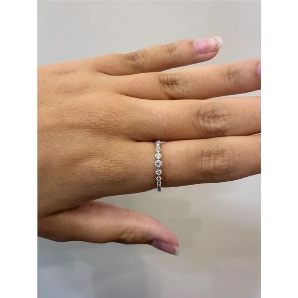 14k White Gold 0.13cttw Diamond Milgrain Ring Sz 6.5 Image 2 Conti Jewelers Endwell, NY