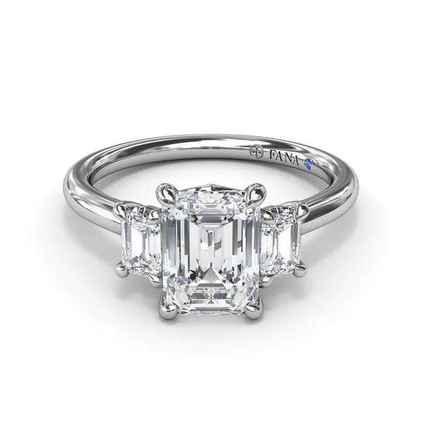 Three Stone Beauty Diamond Engagement Ring Image 2 Conti Jewelers Endwell, NY