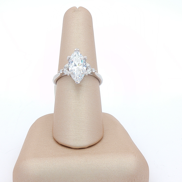 14k WG Semi Mounting 0.26cttw Dia w/ 4ct Center Sz 6.5 Image 2 Conti Jewelers Endwell, NY