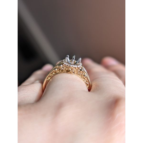 14k  YG 0.08cttw Dia Halo Vine Semi Mount Image 3 Conti Jewelers Endwell, NY