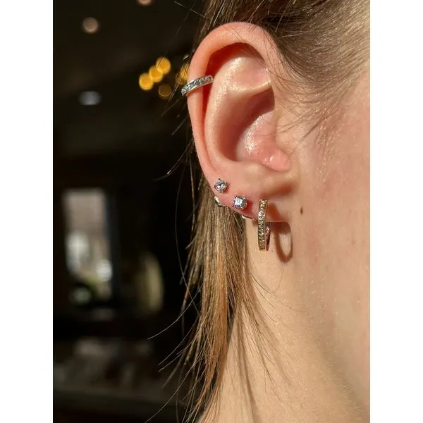 1/4 Ctw Reversible Hoop Earrings Image 2 Conti Jewelers Endwell, NY