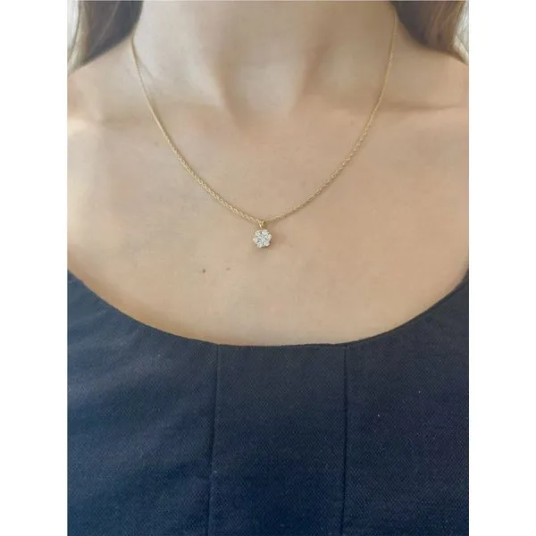 1/2ct. t. Diamond Cluster Necklace in 14k Yellow Gold Image 2 Conti Jewelers Endwell, NY