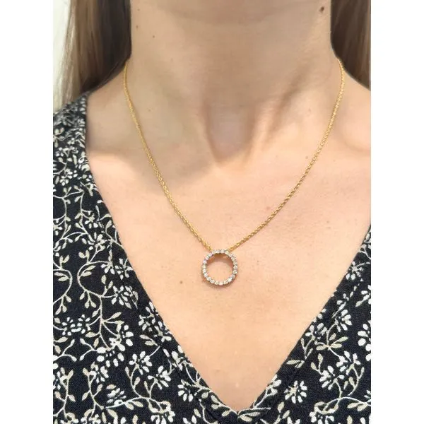 .50ct tw. Diamond Circle Pendant Necklace in 14k Yellow Gold Image 3 Conti Jewelers Endwell, NY