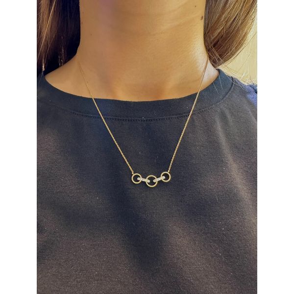 14k Yellow Gold 1/7cttw Diamond Three Circle Bar Necklace Image 2 Conti Jewelers Endwell, NY