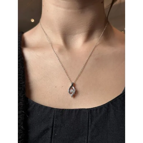 Shimmering Diamonds® Cluster Center Pendant In Sterling Silver With 1/6 Ctw. Diamonds Image 2 Conti Jewelers Endwell, NY