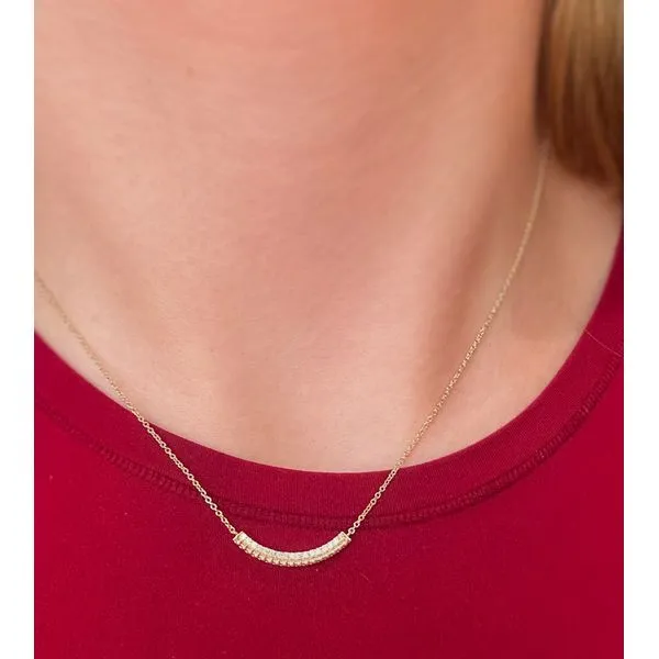 1/10th Ctw. Curved Bar Pendant Necklace in 14k Yellow Gold Image 2 Conti Jewelers Endwell, NY