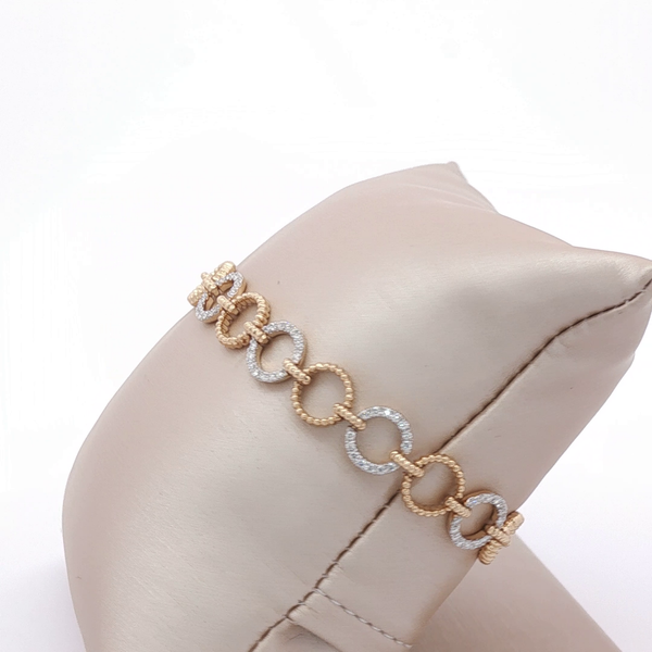 3/4cttw. Diamond Bracelet Circle Bracelet in 14k Yellow Gold Image 3 Conti Jewelers Endwell, NY