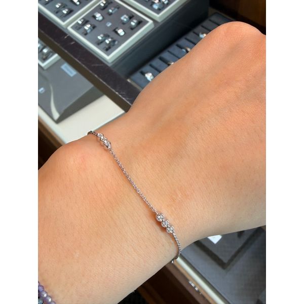 SS 0.1cttw Diamond Station Bracelet Image 2 Conti Jewelers Endwell, NY