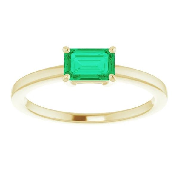 6x4mm Lab-Created Emerald Solitaire Ring in 14k Yellow Gold Image 3 Conti Jewelers Endwell, NY
