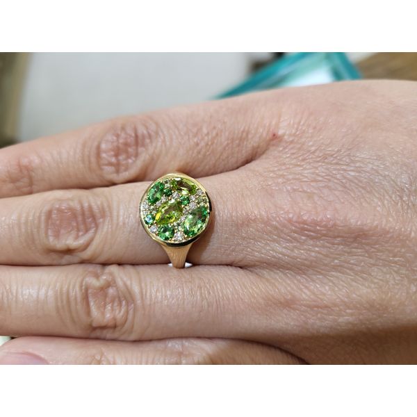 14k YG 1.50cttw Dia, Tsav & Peridot Cluster ring Image 2 Conti Jewelers Endwell, NY