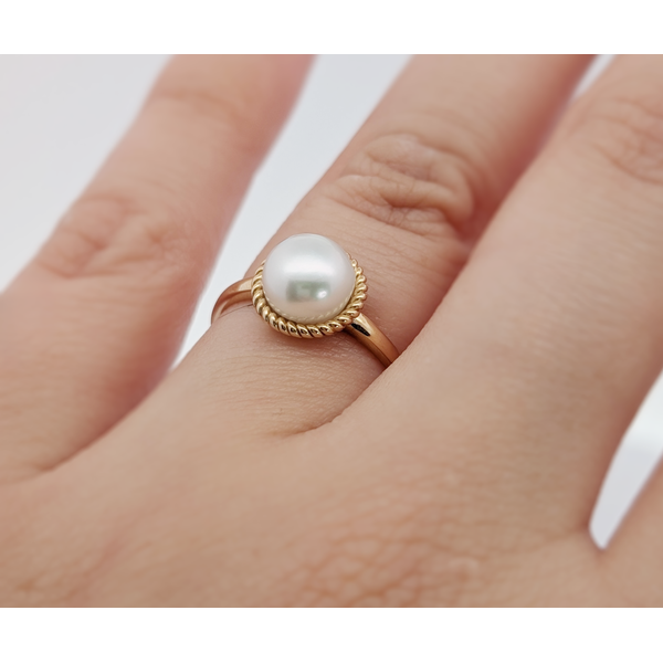 0.43 Ctw. Pearl Ring in 14k Yellow Gold Image 2 Conti Jewelers Endwell, NY