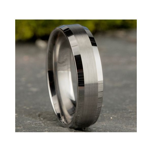 Men's 6 MM Wedding Band with Beveled Edge in Tungsten Image 2 Conti Jewelers Endwell, NY