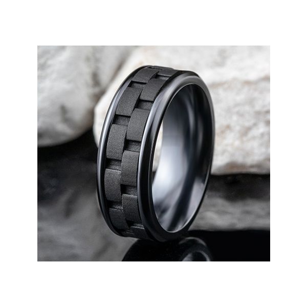 Men's Link Patterned Wedding Band in Black Titanium Image 2 Conti Jewelers Endwell, NY