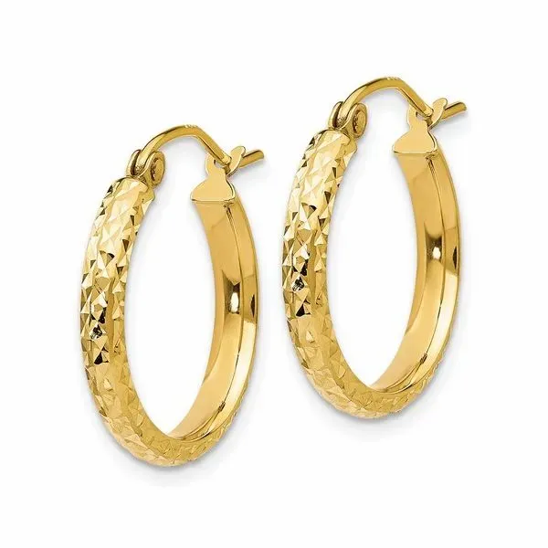 14K Diamond-cut 2.8x18mm Hollow Hoop Earrings Image 2 Conti Jewelers Endwell, NY