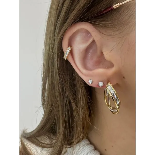 Polished Oval Hoop Earrings in 14k Gold Image 3 Conti Jewelers Endwell, NY