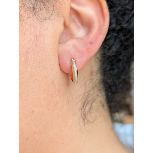 14k YG Glimmer Infused Hoops 1.30gm Image 2 Conti Jewelers Endwell, NY