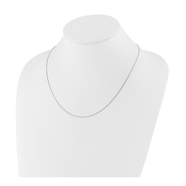 .7mm Adjustable Baby Box Chain in 14k White Gold, 22" Image 2 Conti Jewelers Endwell, NY