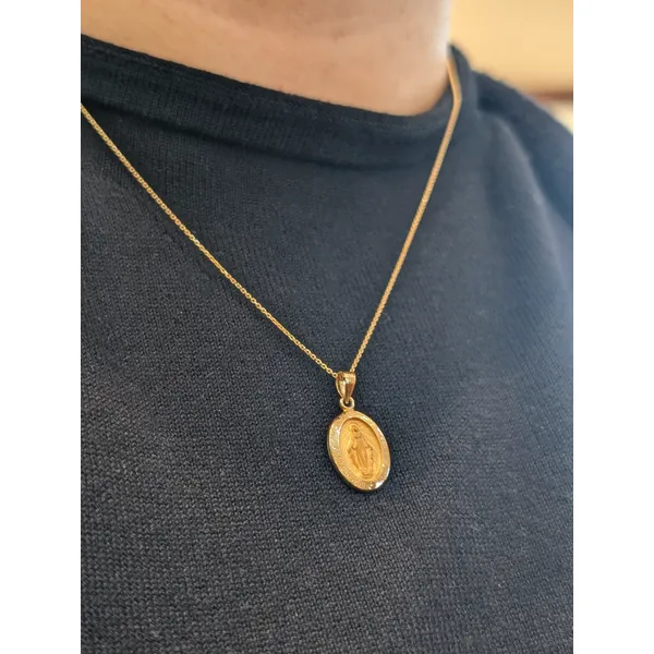 Oval Hollow Miraculous Medal in 14k Yellow Image 3 Conti Jewelers Endwell, NY