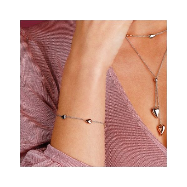 Desire Kiss Blush Heart Station Bracelet Image 2 Conti Jewelers Endwell, NY