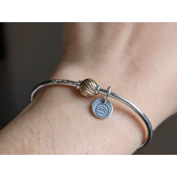 Cape Cod Bracelet in Sterling Silver with 14k Yellow Gold Swirl Bead, 6.5" Image 2 Conti Jewelers Endwell, NY