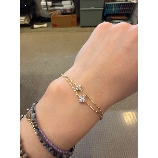 SS YGP Trillium Station Bracelet Image 2 Conti Jewelers Endwell, NY