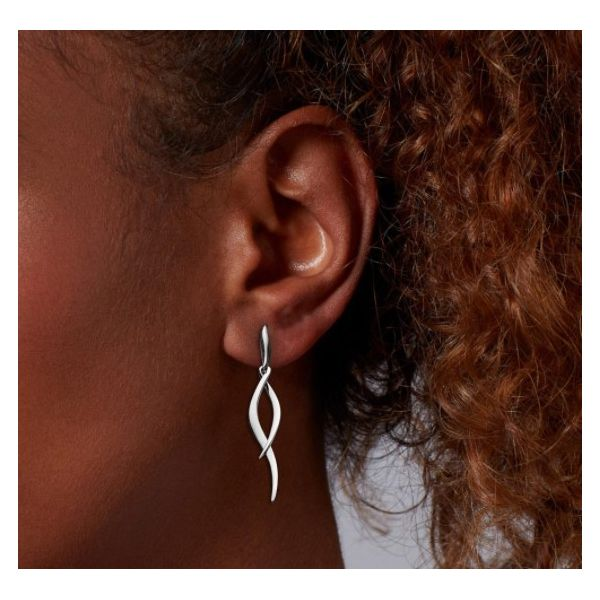 Entwine Twine Twist Drop Earrings Image 2 Conti Jewelers Endwell, NY