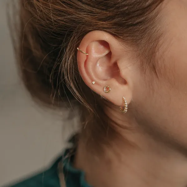 GERI | Bezel Diamond Threadless Flatback Earring Image 2 Conti Jewelers Endwell, NY