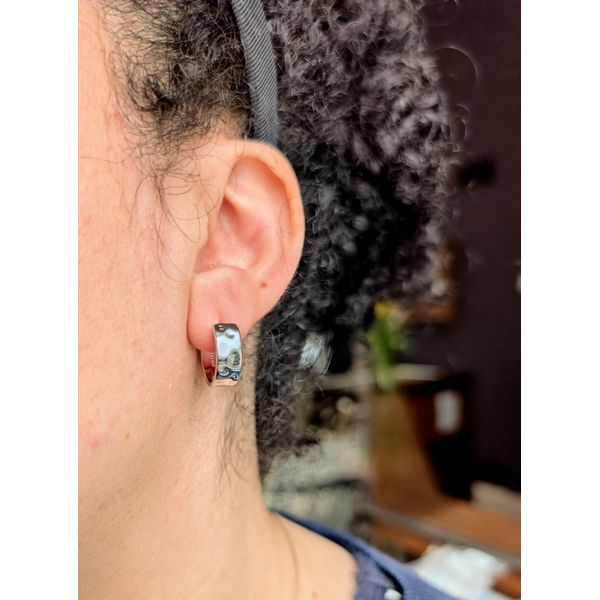 Mirage Reflect Hoop Earrings in Sterling Silver Image 2 Conti Jewelers Endwell, NY