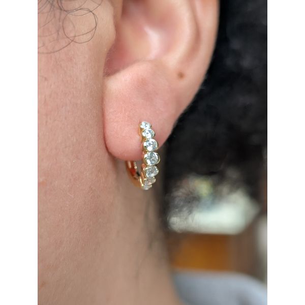 SS YGP Small Willow Hoop Earrings Image 2 Conti Jewelers Endwell, NY