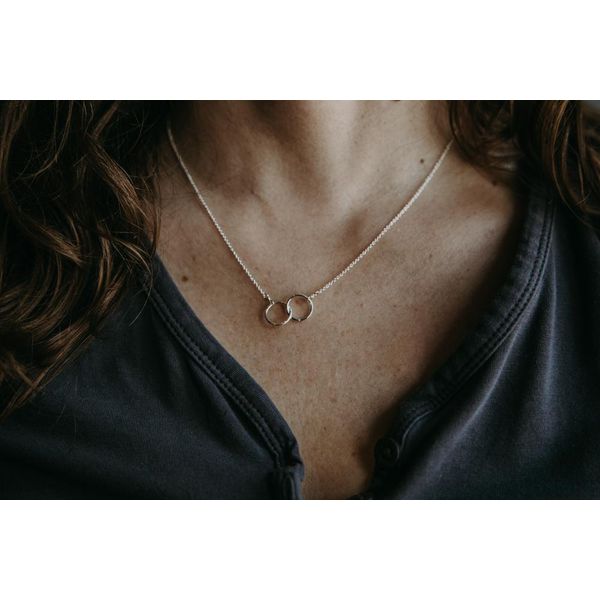 Intertwined Circles Necklace Image 3 Conti Jewelers Endwell, NY