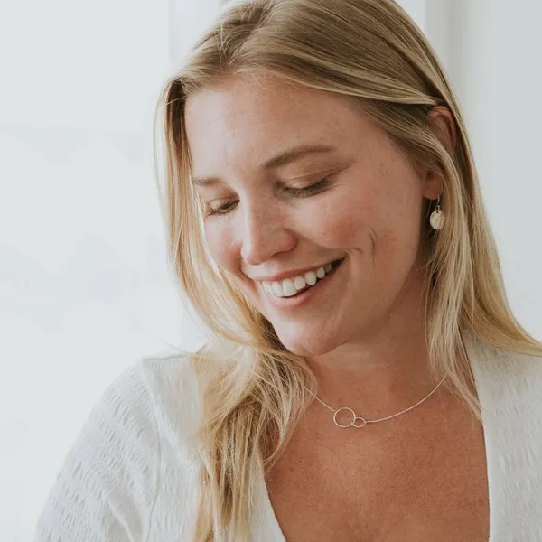 Mother Necklace in Sterling Silver Image 3 Conti Jewelers Endwell, NY