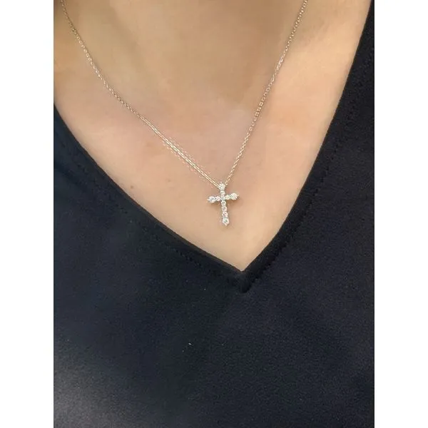0.67 CTW Cubic Zirconia Cross Pendant Necklace Image 2 Conti Jewelers Endwell, NY