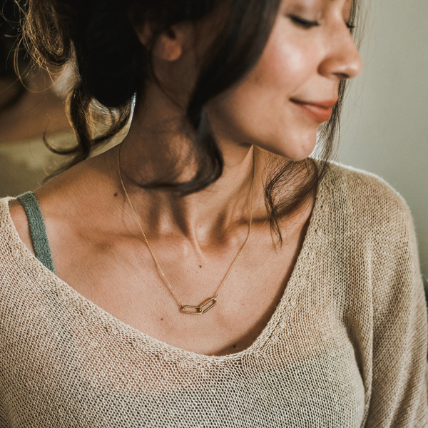 Linked Together Necklace in Sterling Silver Image 2 Conti Jewelers Endwell, NY