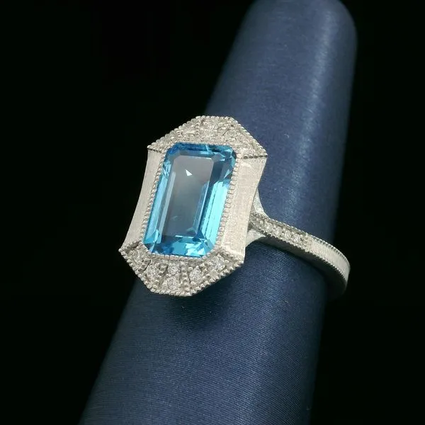 Fashion Ring Image 2 Cooper Fine Jewelers Texarkana, TX