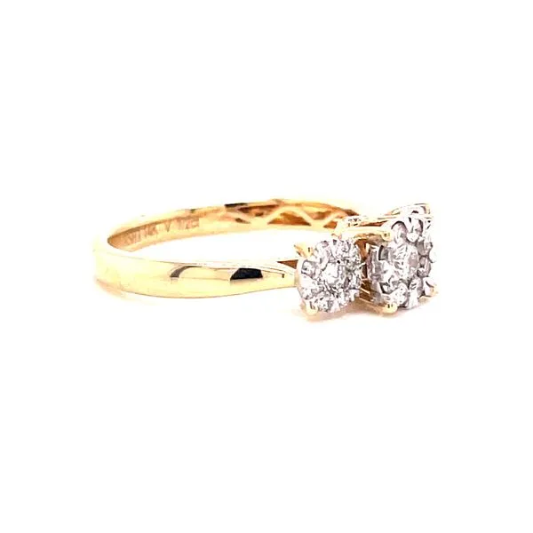 14 Karat Yellow Gold 3-Stone Round Illusion Center with Polished Shank and Single Diamond Detail Engagement Ring Image 2 Corinth Jewelers Corinth, MS