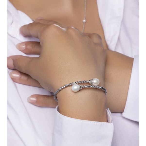 Sterling Silver 8 - 9 mm Fresh Water Pearl Brilliance Bead Bangle Bracelet - 7.5