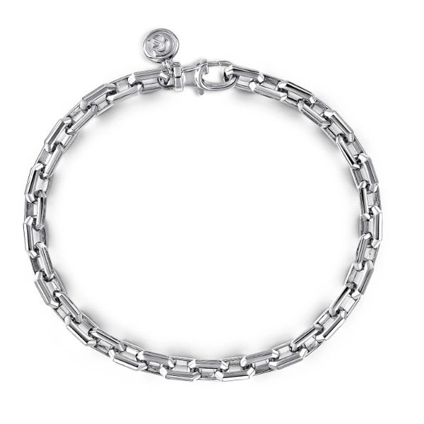 The 15 Best Charm Bracelets Of 2024, 51% OFF