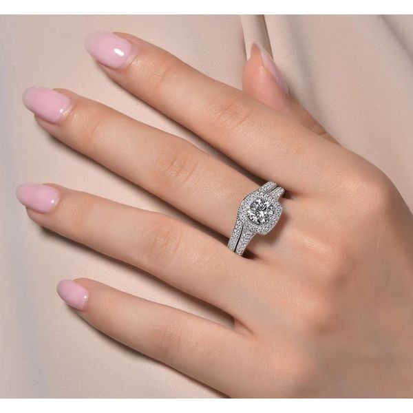 Sterling Silver Round CZ Center with Cushion Shape Halo Engagement Ring and Matching CZ Band - Size 6 Corinth Jewelers Corinth, MS
