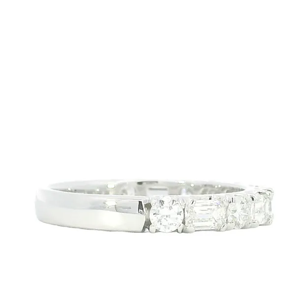 Wedding Band Image 4 Cozzi Jewelers Newtown Square, PA