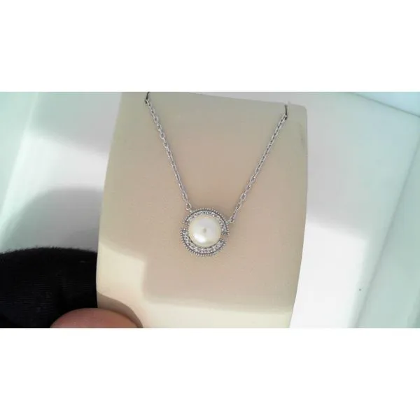 Pearl Pendant Daniel Jewelers Brewster, NY