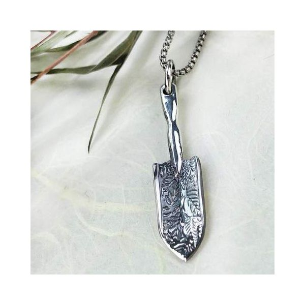 Silver Garden Magic Shovel Pendant Image 3 David Douglas Diamonds & Jewelry Marietta, GA