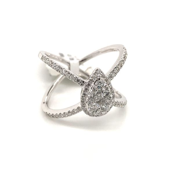 18k White Gold Split Style Cluster Ring Image 2 David Douglas Diamonds & Jewelry Marietta, GA