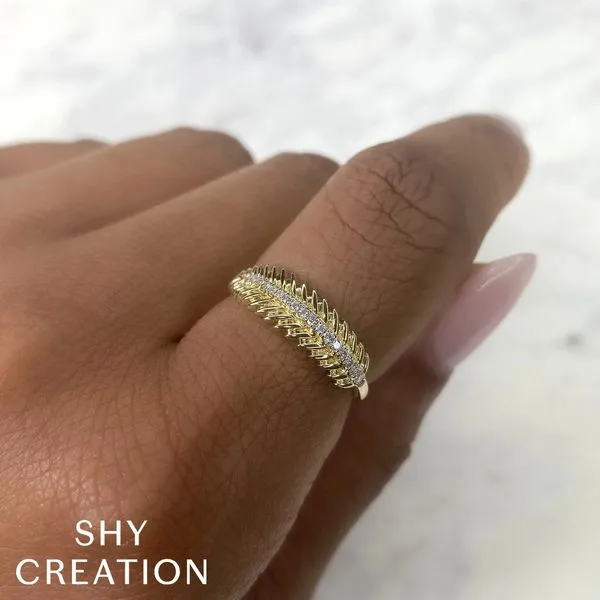 Laurel Wreath Ring