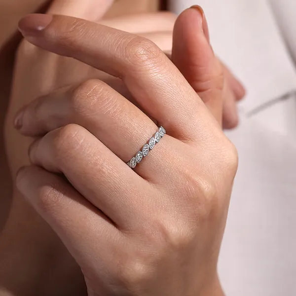 Scalloped Marquise Stackable Ring