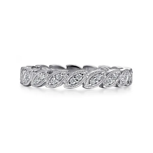 Scalloped Marquise Stackable Ring