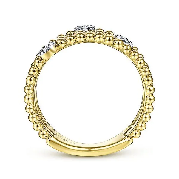 Pavé Diamond Station Ring