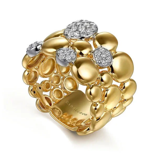 Wide Bujukan Pave Ring