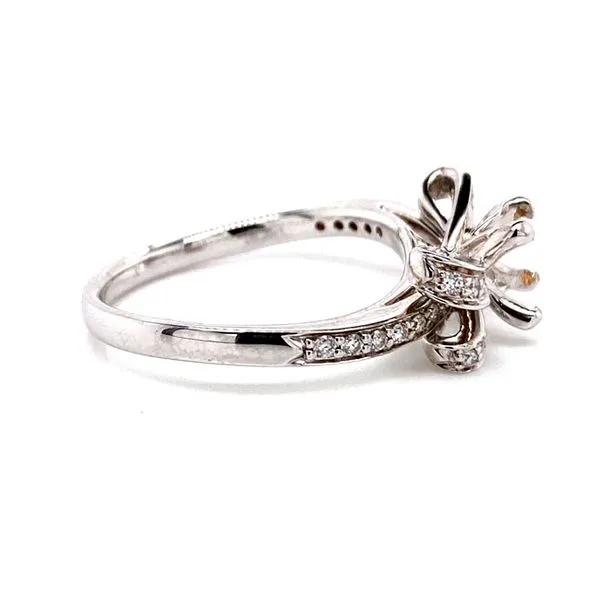 18k Bow Design Engagement Ring thumb image 3