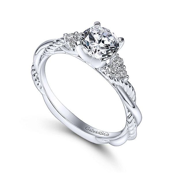 14k Braided 3-Stone Cluster Engagement Ring Image 3 David Douglas Diamonds & Jewelry Marietta, GA